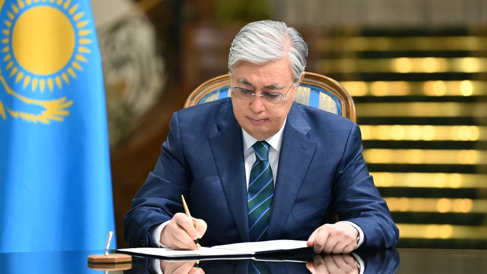 Президент "Қазақстан Республикасындағы банктер және банк қызметі туралы" заңға қол қойды